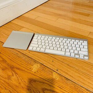 Apple Wireless Keyboard and Magic Trackpad